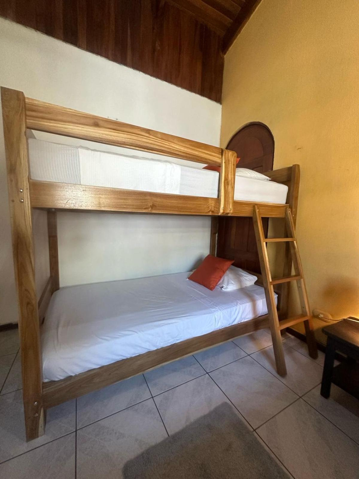 Hotel Colibri Nationalpark Nationalpark Manuel Antonio Exterior foto